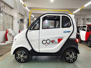 全封闭式电动车