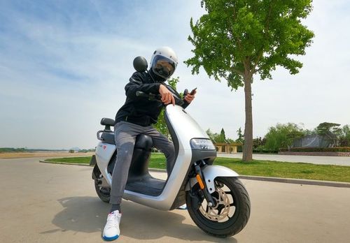 万元高配两轮电动车 续航600公里，是未来出行还是超前消费？